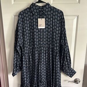 NWT - AND/OR Navy and White Patterned Dress